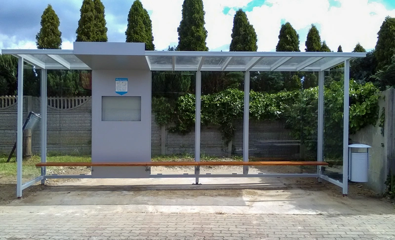 wiata-przystankowa-autobusowa-VELA-realizacje-01.webp