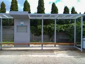 wiata-przystankowa-autobusowa-VELA-realizacje-01.webp