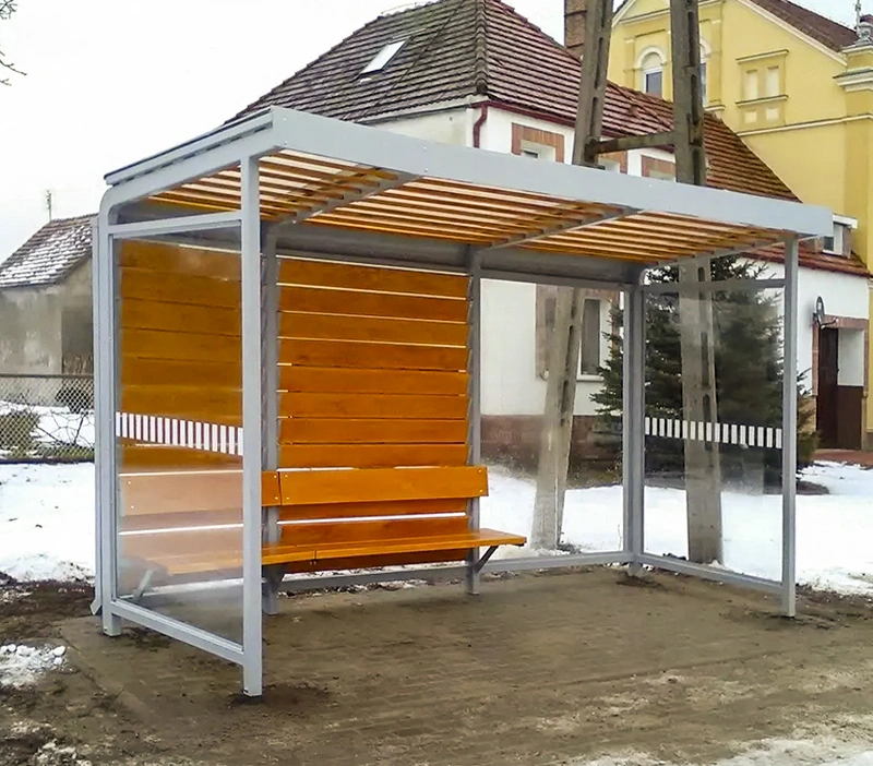wiata-przystankowa-autobusowa-VOLANS-realizacje-02.webp