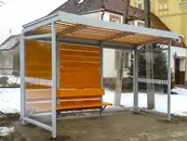 wiata-przystankowa-autobusowa-VOLANS-realizacje-02.webp